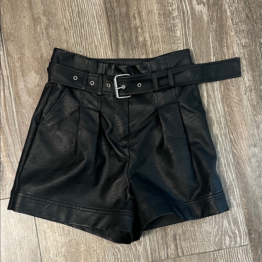 Top Shop Black Leather high Waisted Shorts with Silver Buckle Belt Size US 4